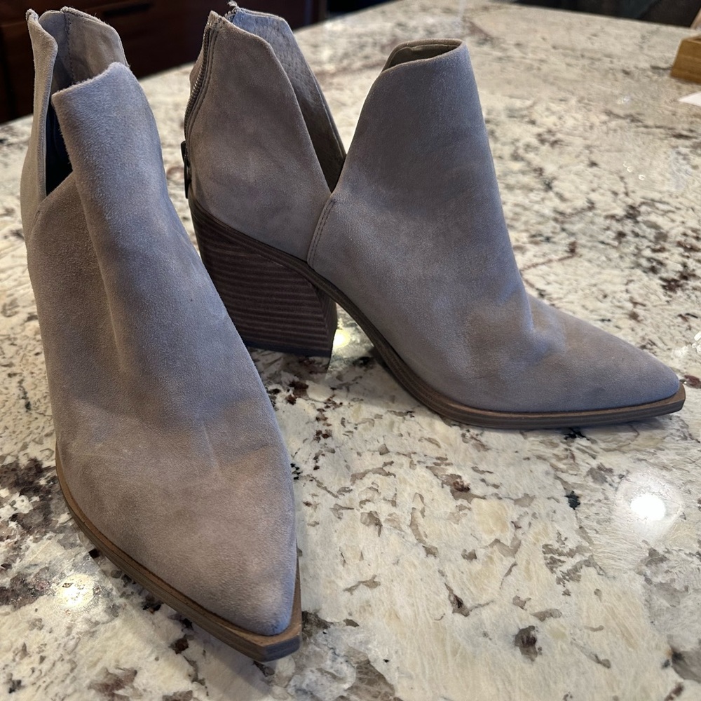 Vince Camuto Gigietta Bootie 11 Boot